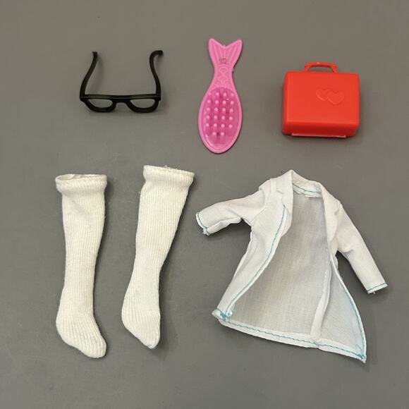 Barbie Doll Miscellaneous Accessories Replacement Mixed Lot #2 - Picture 3 of 4